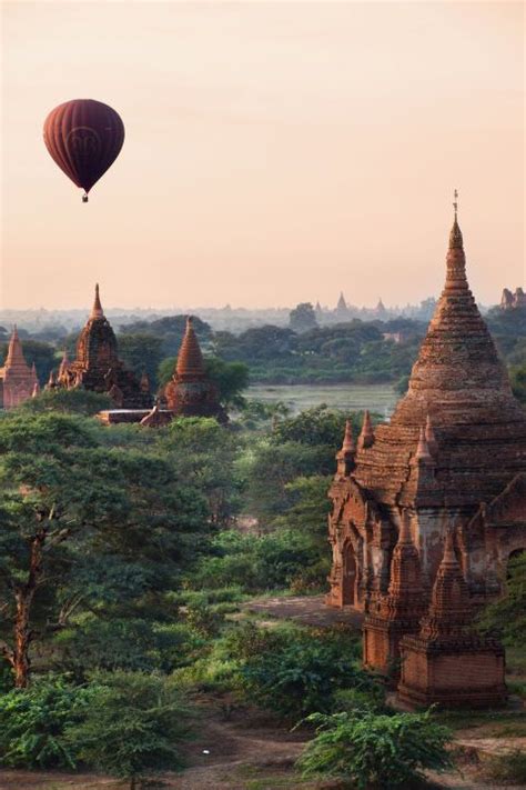 De  Verhoging van de Borobudur Tempel: Een Monumentale Uitdrukking van het Mahayana-Boeddhisme in de 3e Eeuw